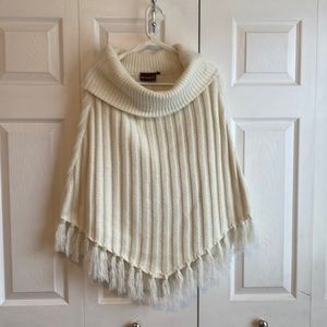 Nevada poncho / shawl